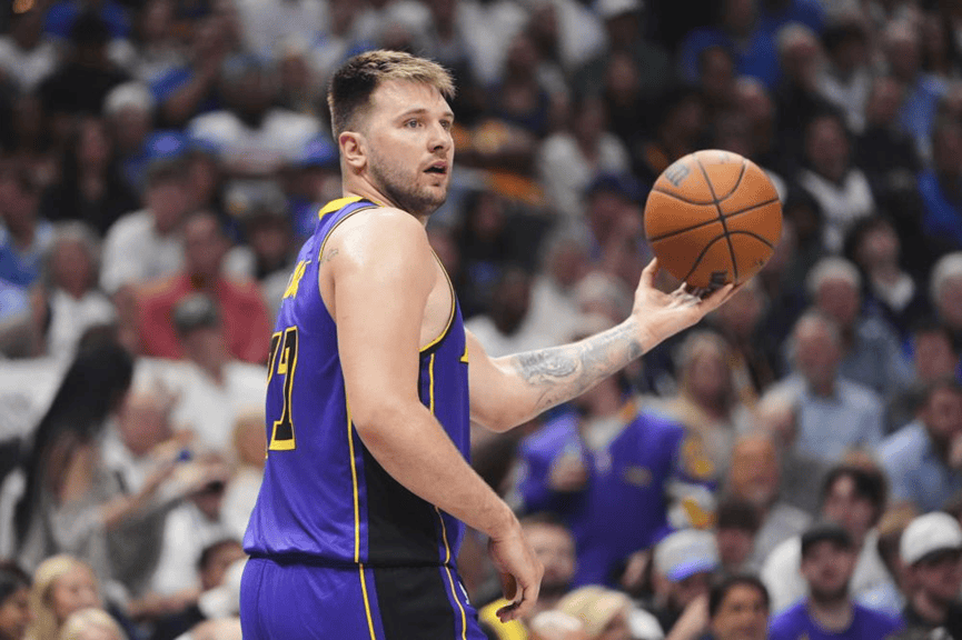 AYX-东契奇赛事官方发布战术调整新规，拜仁争议不断！